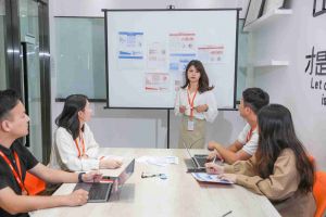 中小型企業為什么適合做人力外包？成本與效率的雙重優勢